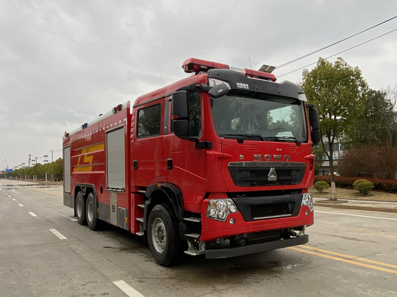 楚勝牌CSC5340GXFSG170/Z6水罐消防車